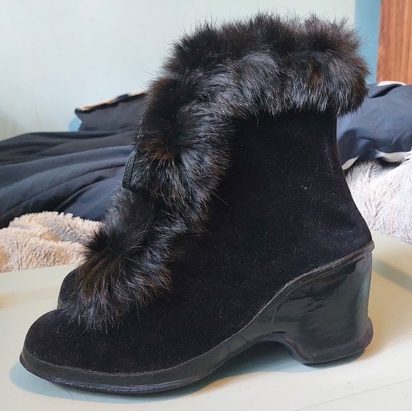 Vintage 1940s‎ boots galoshes overshoes black velvet - Picture 3 of 5